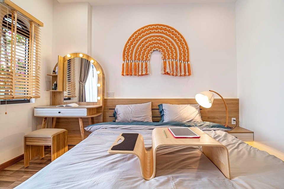 Decorative Wall Mirrors That Instantly Upgrade Your Home